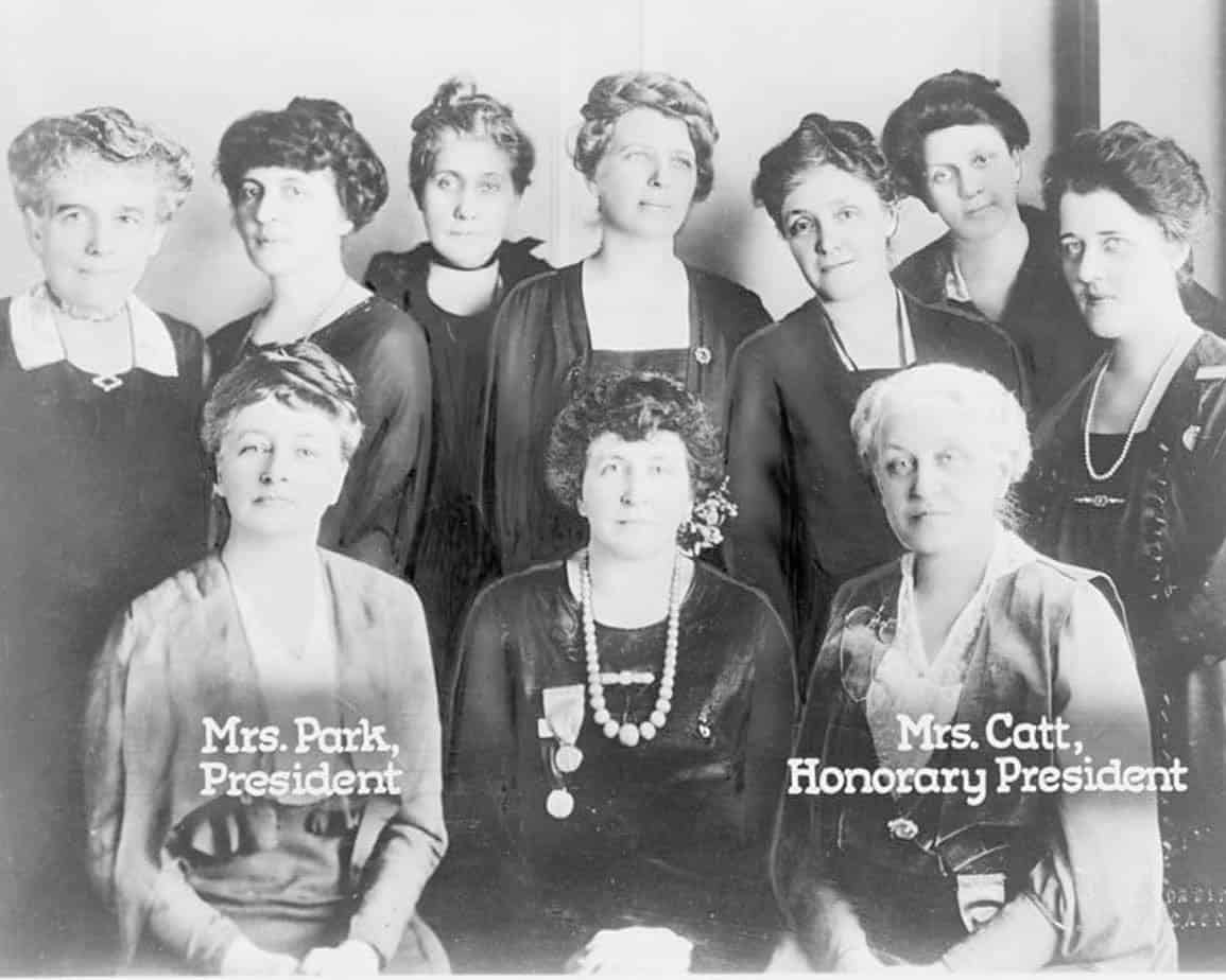 LVW-Historic-Women-1920-Chicago